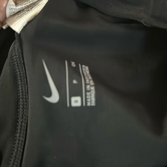 Nike Black Element Swim Boardskirt, swimwear short, skirt - Picture 4 of 10